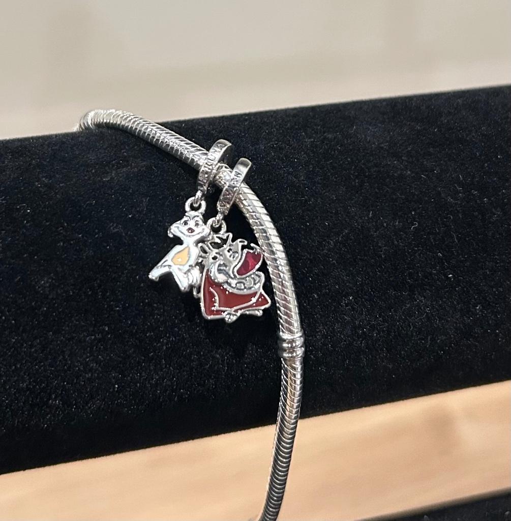 Timon&Bumbaa bedels, Sieraden, Tassen en Uiterlijk, Overige merken, Nieuw, Ophalen of Verzenden, 2 of 3 bedels