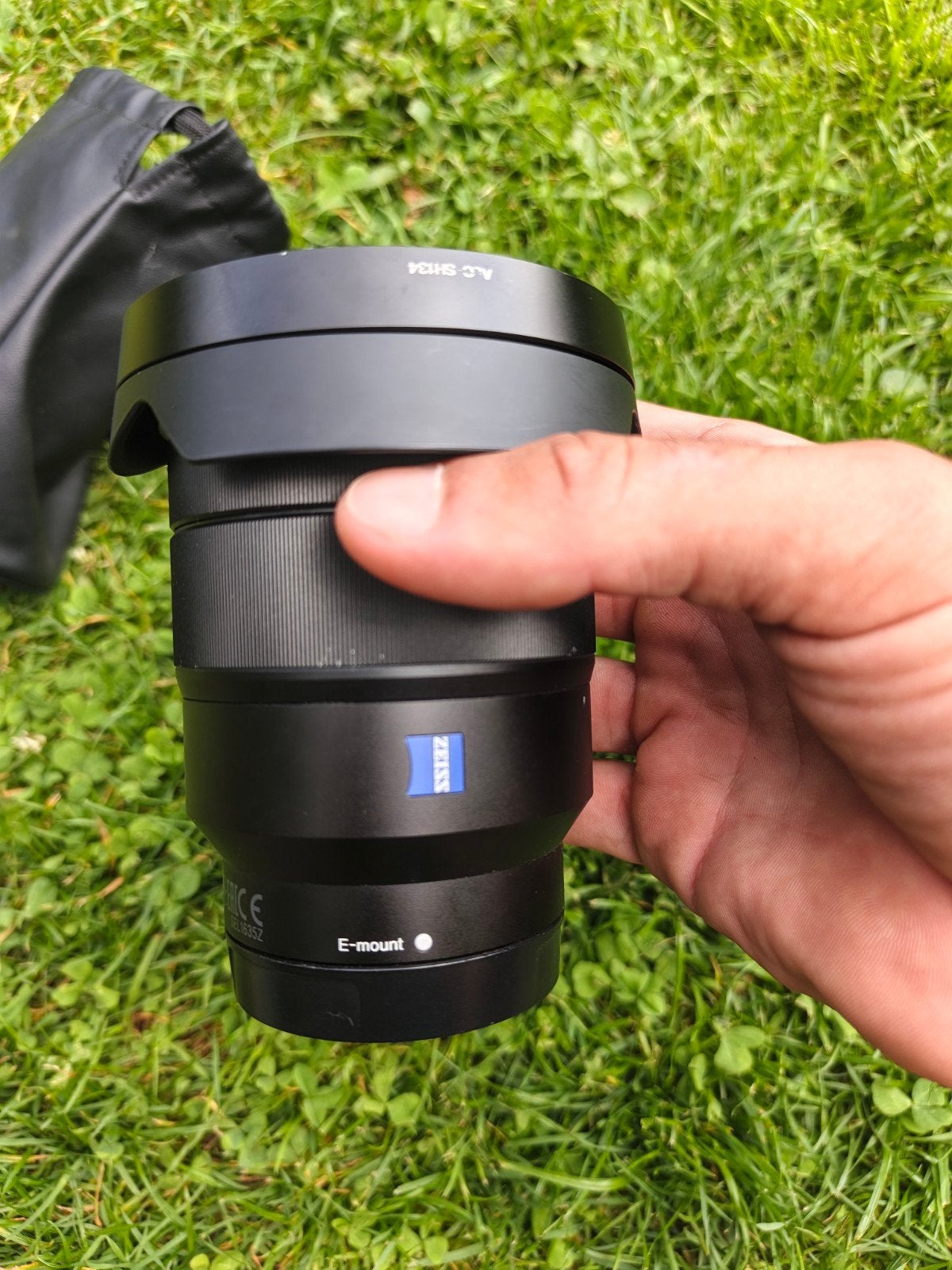 Sony Zeiss Vario-Tessar FE 4/16-35 ZA OSS Groothoeklens, Ophalen of Verzenden, Zo goed als nieuw, Groothoeklens, Zoom