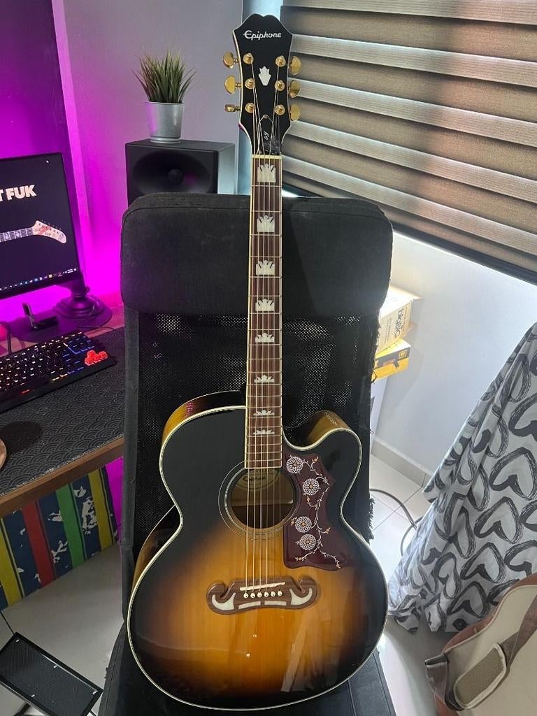Epiphone EJ-200SCE Jumbo Akoestische Gitaar, Muziek en Instrumenten, Snaarinstrumenten | Gitaren | Akoestisch, Ophalen, Gebruikt