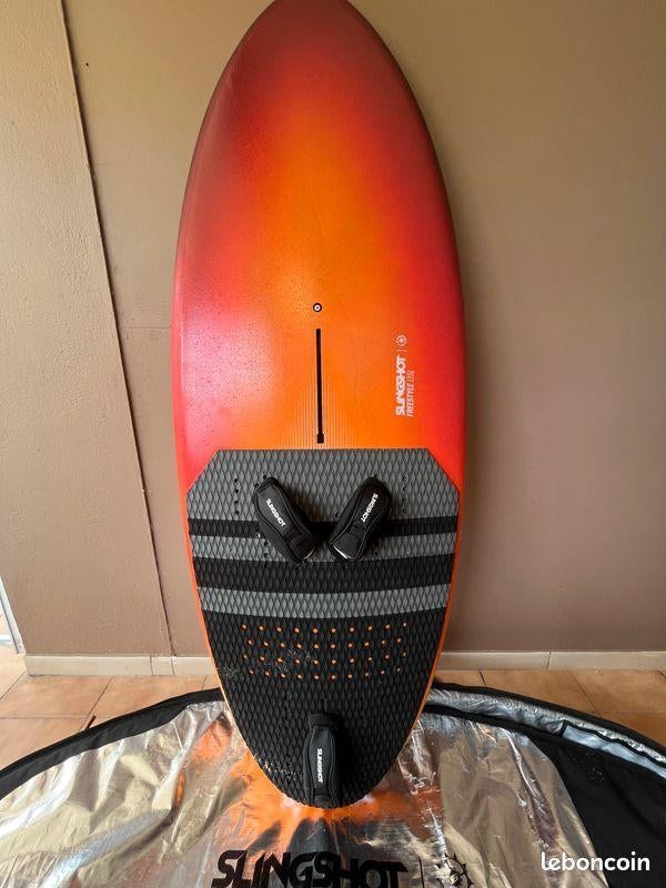 wingfoil and windsurf foil board Slingshot 115L, Ophalen of Verzenden, Nieuw, Wingsurf-board