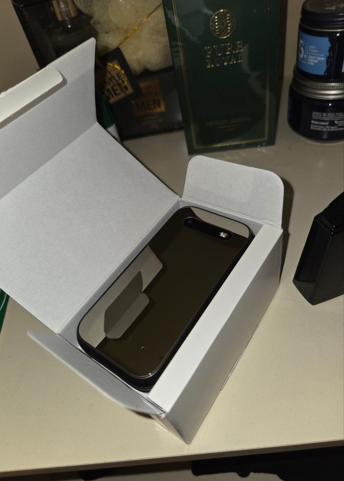 NIEUW Nokia HMD 2x sim dual 4G met klep zakelijke telefoon, Zwart, Fysiek toetsenbord, Nieuw, Inklapmodel
