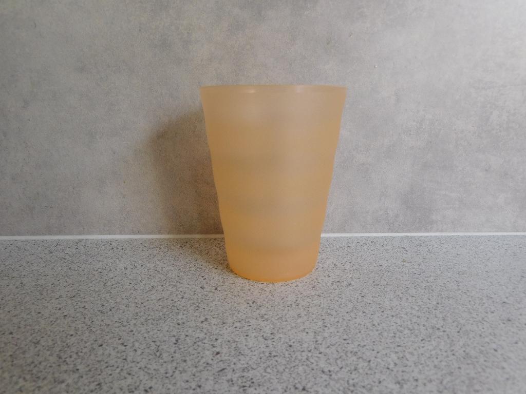 Tupperware Trendy Beker 330 ml. Oranje, Ophalen of Verzenden, Zo goed als nieuw, Oranje, Beker of Kan