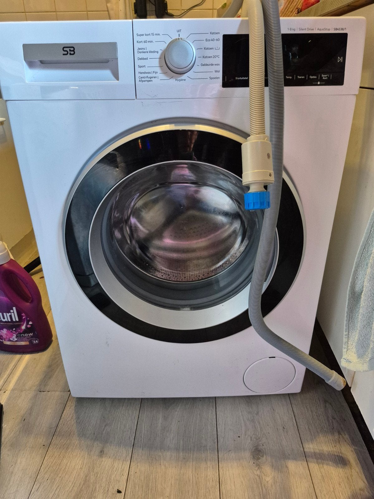 SB Wasmachine 8 kg - Stil en Efficiënt, Witgoed en Apparatuur, Ophalen, Zo goed als nieuw, Voorlader, 85 tot 90 cm