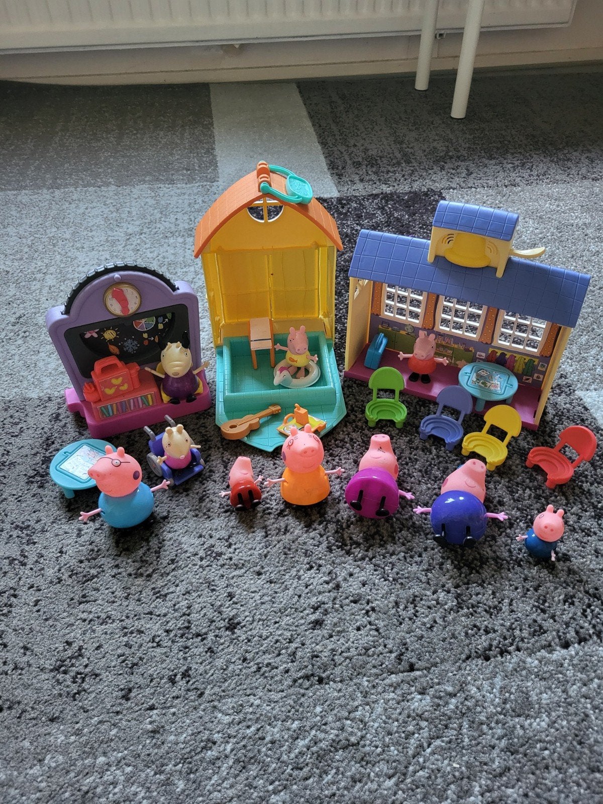 Peppa big speelhuisjes inclusief poppetjes!, Ophalen of Verzenden, Poppenhuis