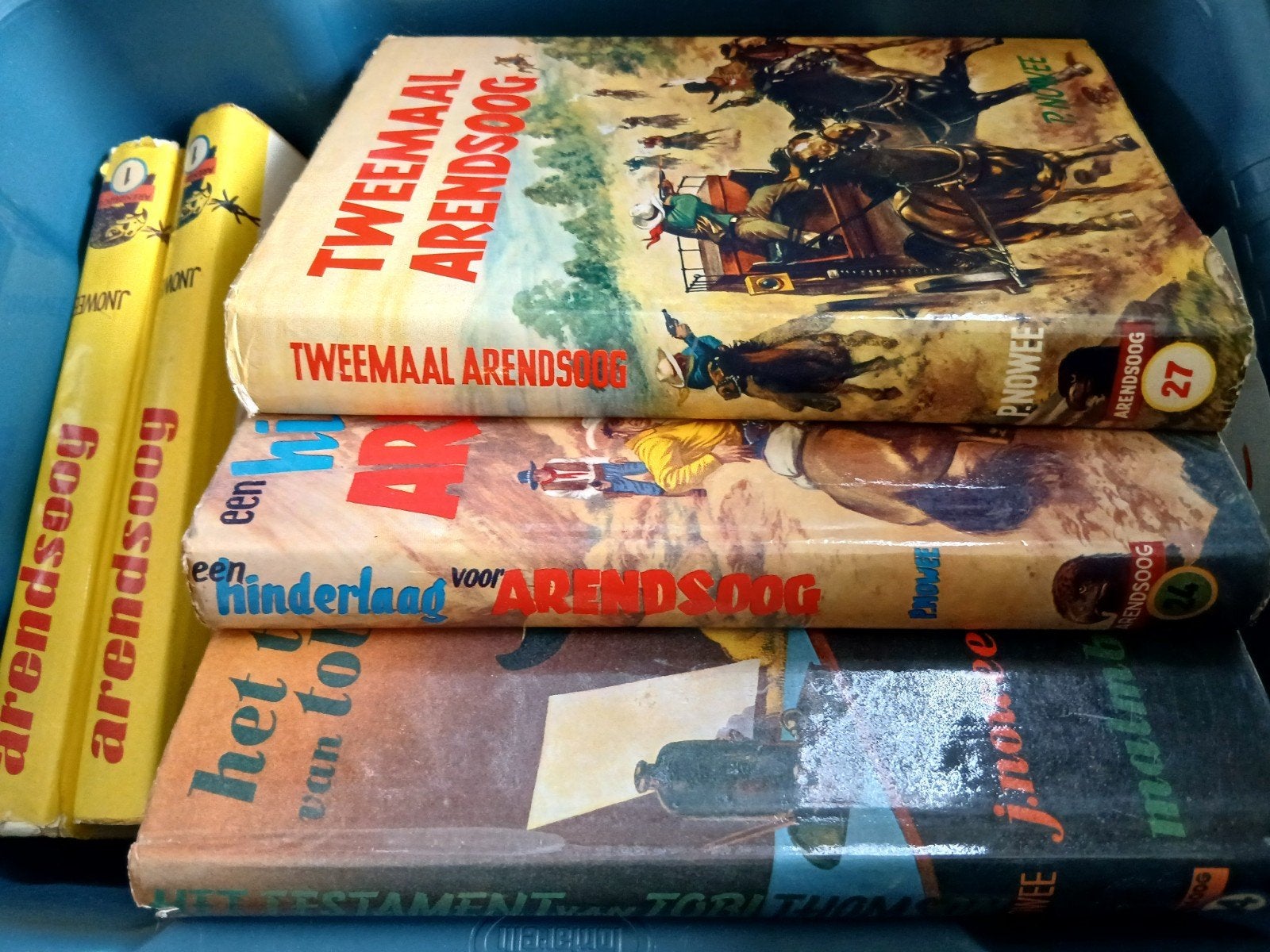 Arendsoog boeken - P. Nowee - 14, 24, 27, Ophalen of Verzenden, Gelezen, P. Nowee