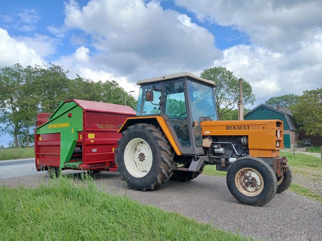 Renault 651S en Stautmann Ubvw Blokkenwagen, Ophalen