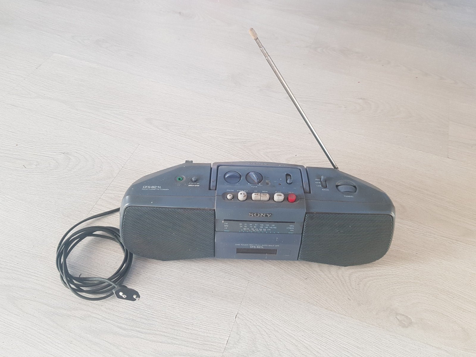 Radio Sony CFS-B21L, Ophalen of Verzenden, Gebruikt, Radio
