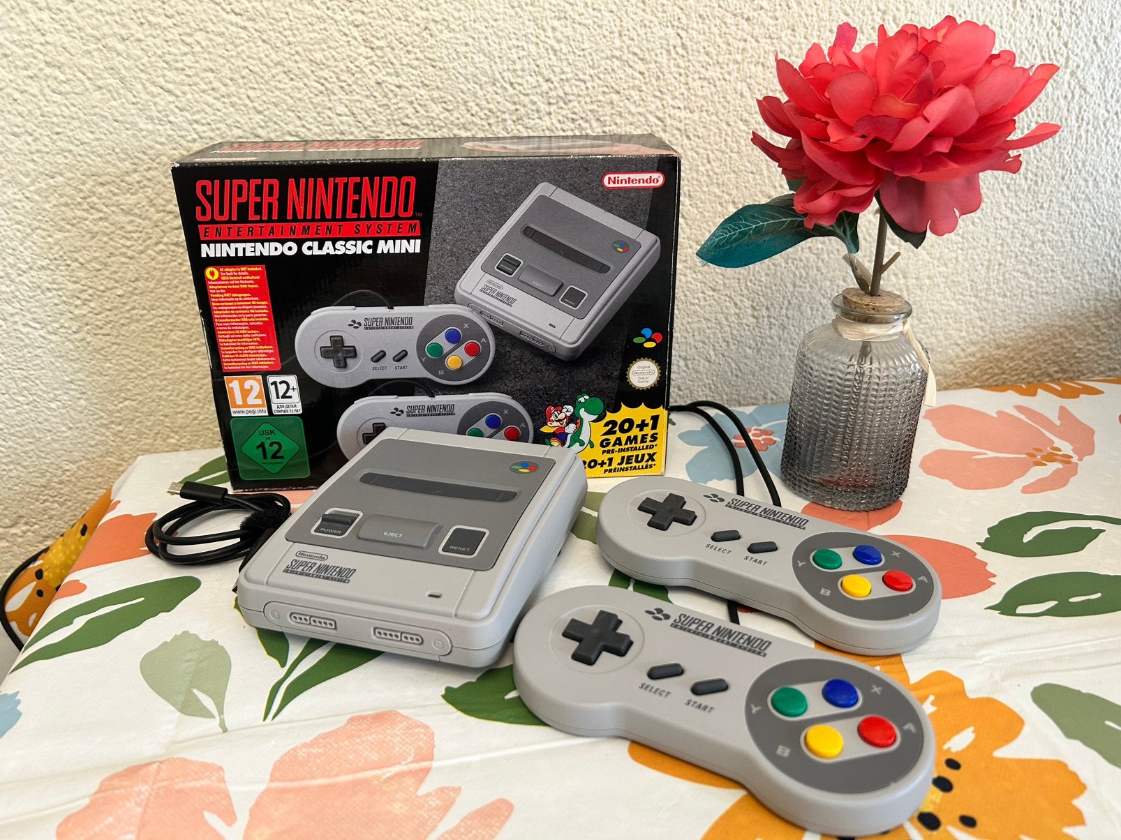 Super Nintendo Classic Mini (SNES Mini) 2 controllers, Spelcomputers en Games, Ophalen, Zo goed als nieuw, Met 2 controllers, Met games