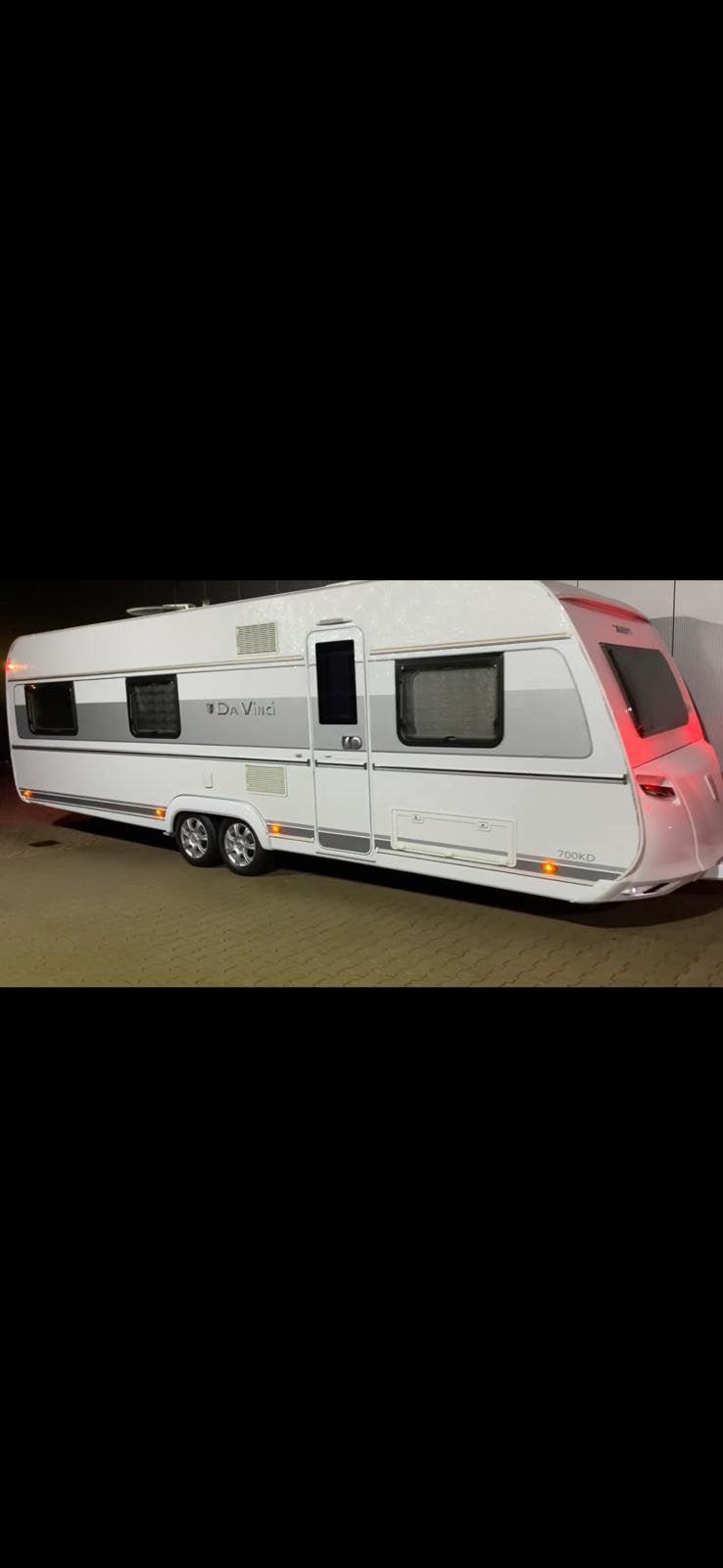 Tabbert Da Vinci 700KD met aparte kinderkamer, Vast bed, Rondzit, Tabbert, 7 tot 8 meter