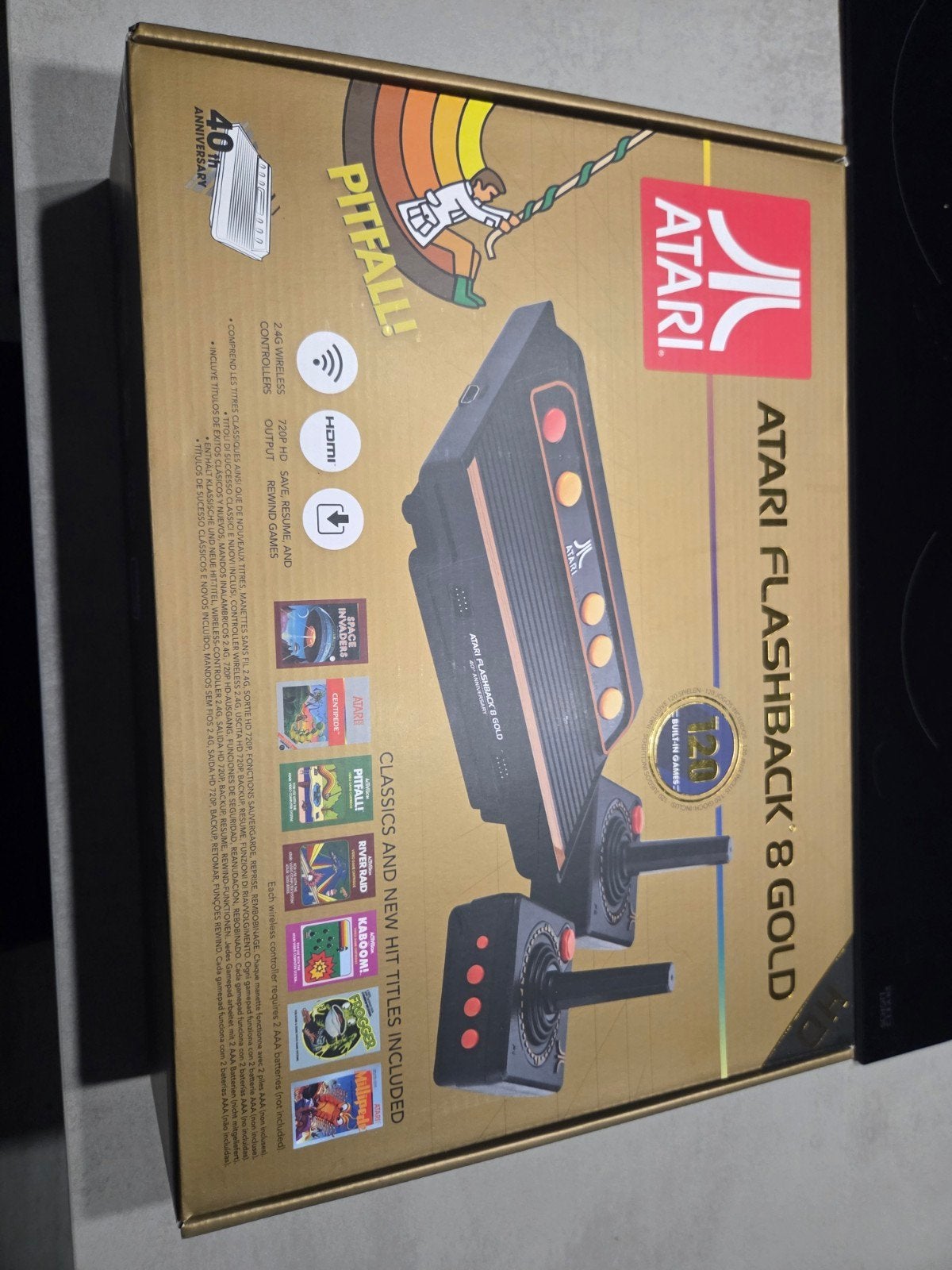 Atari Flashback 8 Gold - 120 ingebouwde games, Met games, Nieuw, Ophalen of Verzenden, Met 2 controllers