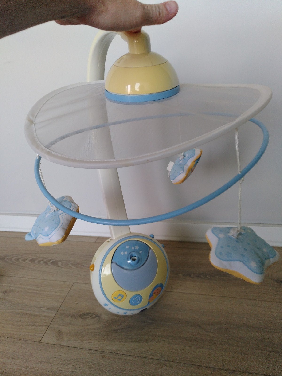 Chicco muziekmobiel met muziek en draaifunctie, Ophalen of Verzenden, Zo goed als nieuw, Mobiel