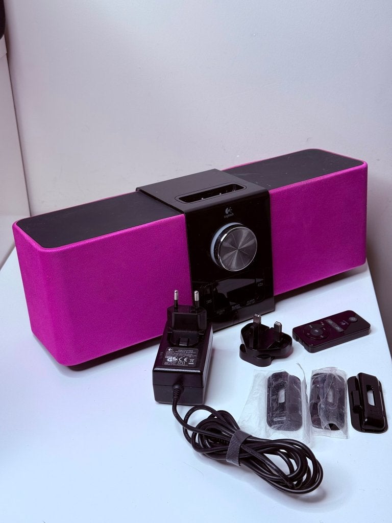 Logitech Pure Fi Express Plus N231 Paars iPod/iPhone Speaker, Ophalen of Verzenden, Gebruikt, Speaker, Mini