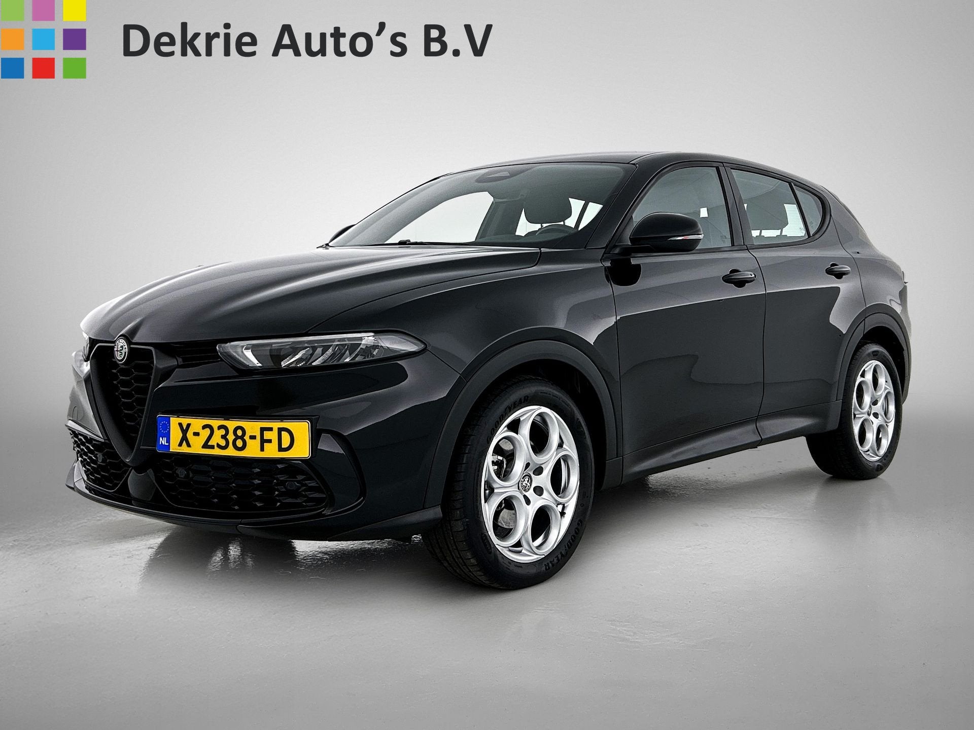 Alfa Romeo Tonale 1.5T 131PK Automaat Sprint / Pdc.V+A / Sto, Auto's, Dealer onderhouden, Gebruikt, 4 cilinders, 700 kg
