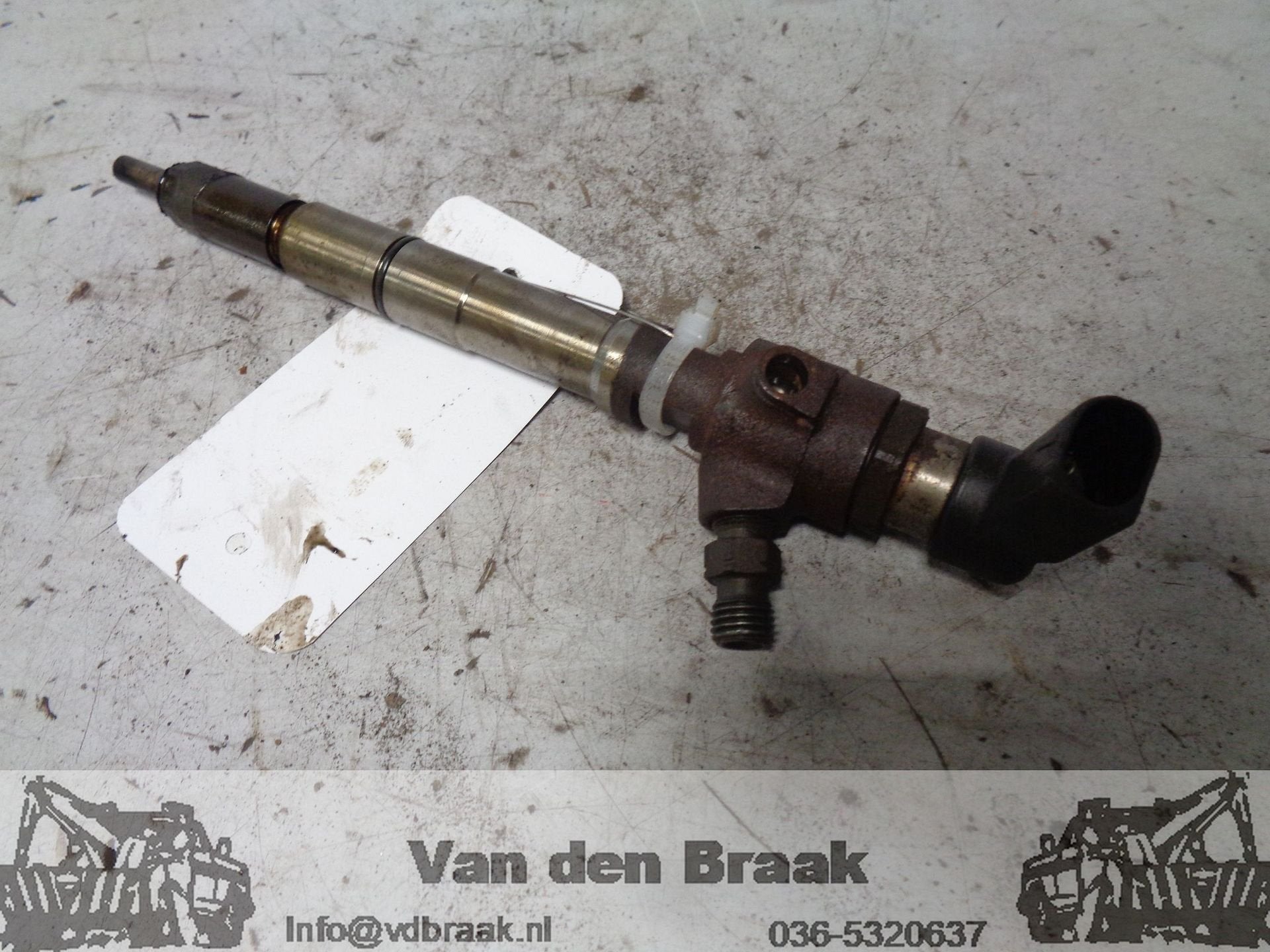 Volkswagen Caddy 1.6 TDi 2010-2015 Verstuiver, Gebruikt, -, Volkswagen, Herkomst onderdeel bekend