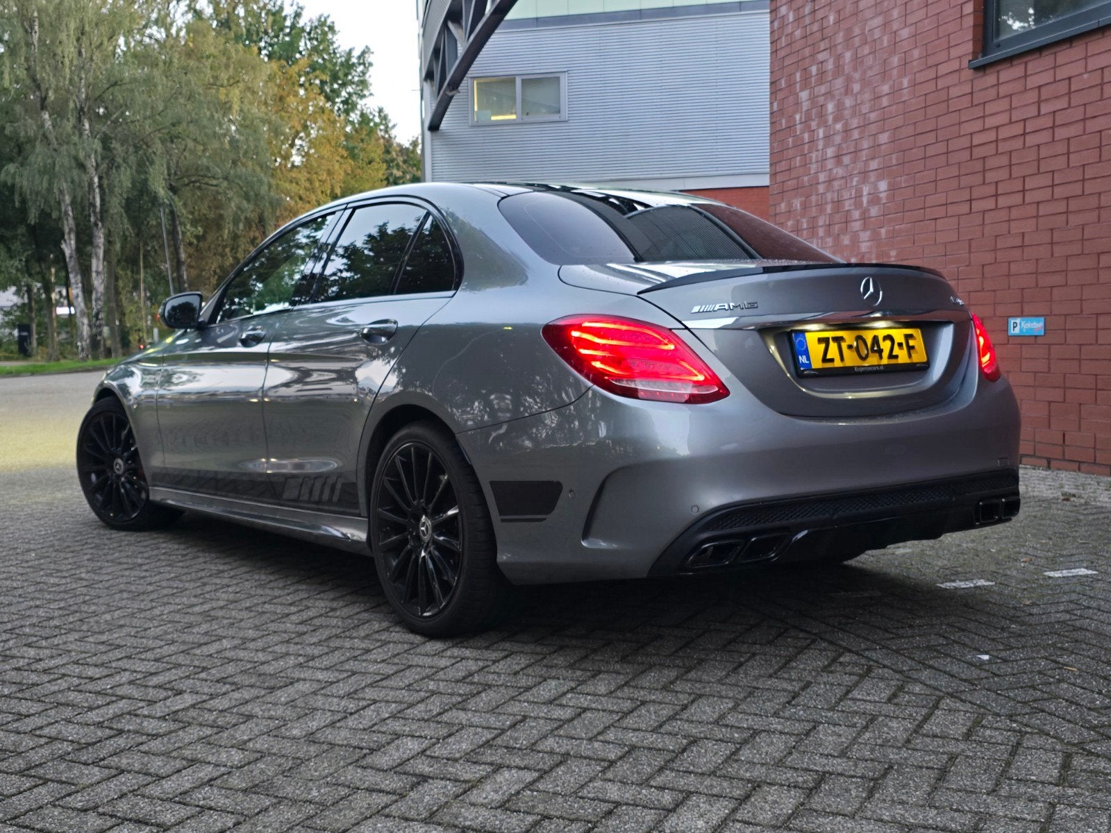 Mercedes-Benz C450/C43 AMG 4MATIC | 367 PK | Pano | Burmeste, 1800 kg, Zwart, 367 pk, 2996 cc