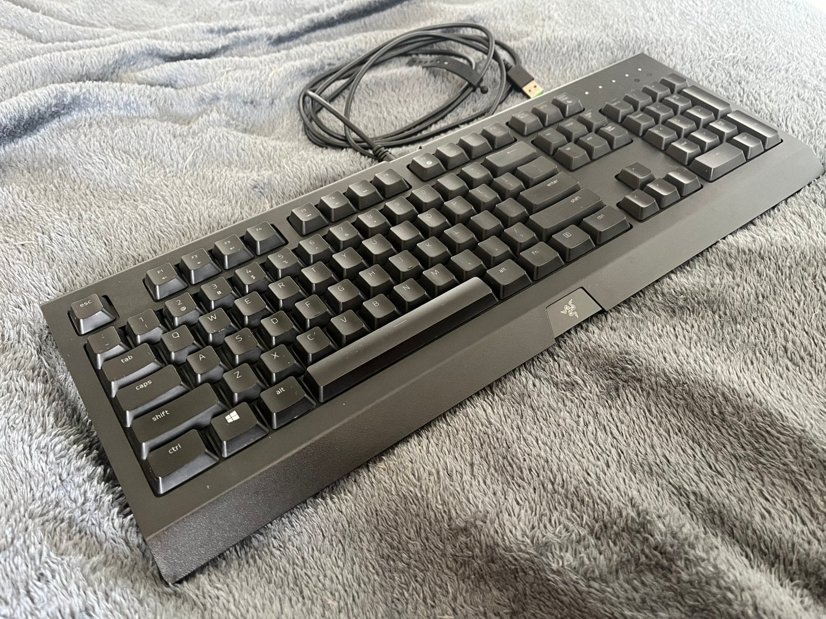 Razer Cynosa Chroma RGB gaming toetsenbord, Computers en Software, Gaming toetsenbord, Ophalen of Verzenden, Zo goed als nieuw