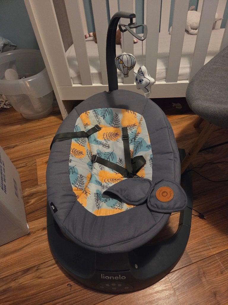 Lionelo Elektrische Babyschommel | Goede staat, Gebruikt, Schommelstoel, Met gordel(s) of riempje(s), Ophalen