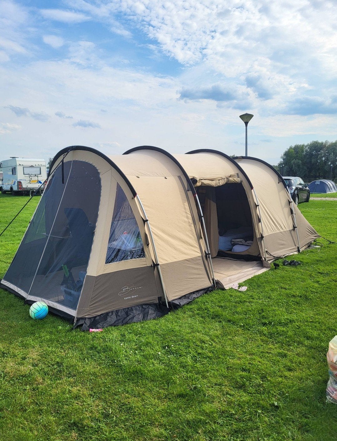 Bardani Kontiki Beach tunneltent, Ophalen, Gebruikt, Tot en met 4