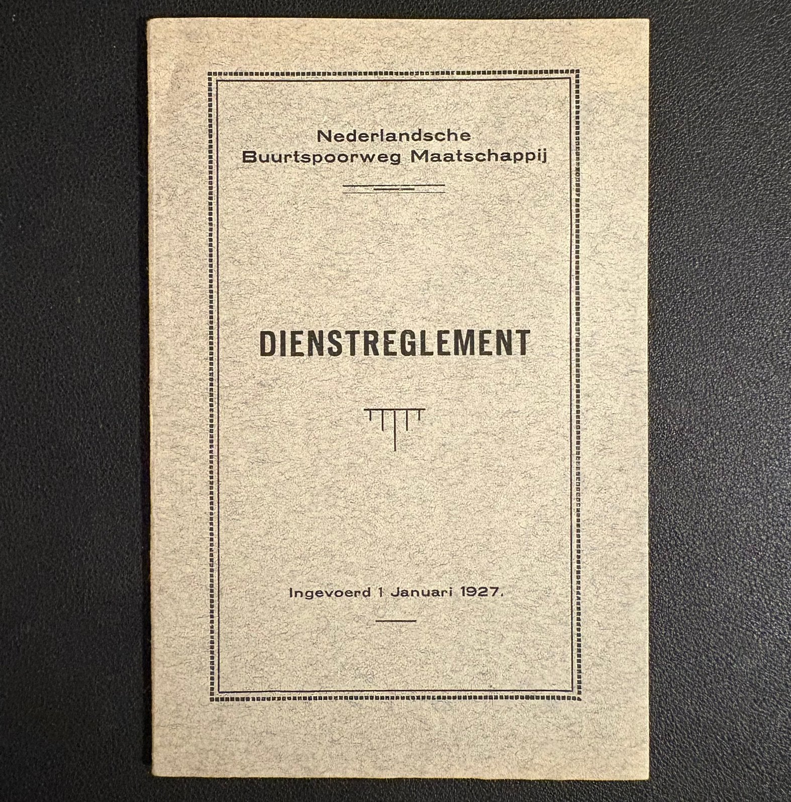 Dienstreglement Nederlandsche Buurtspoorweg Maatsch. (1927), Ophalen of Verzenden, Zo goed als nieuw, Tram, Boek of Tijdschrift