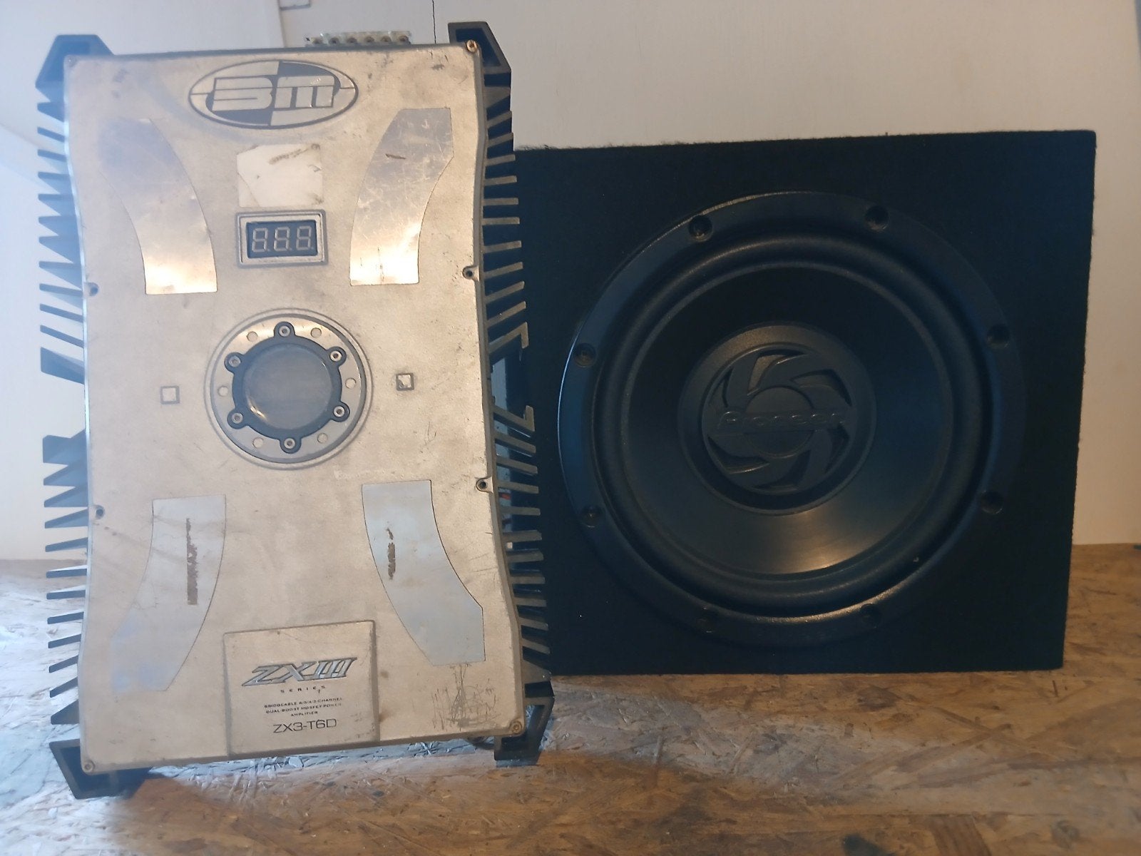 1000watt subwoofer pioneer versterker bm audio 3900watt, Ophalen