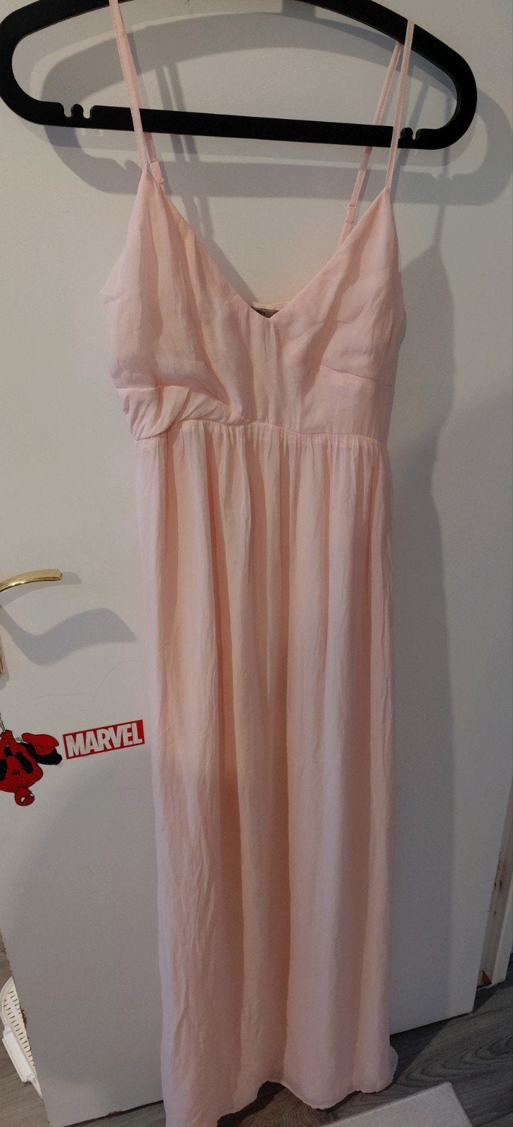 Lichtroze maxi jurk met spaghettibandjes, Maat 38/40 (M), Roze, Gedragen, Onder de knie