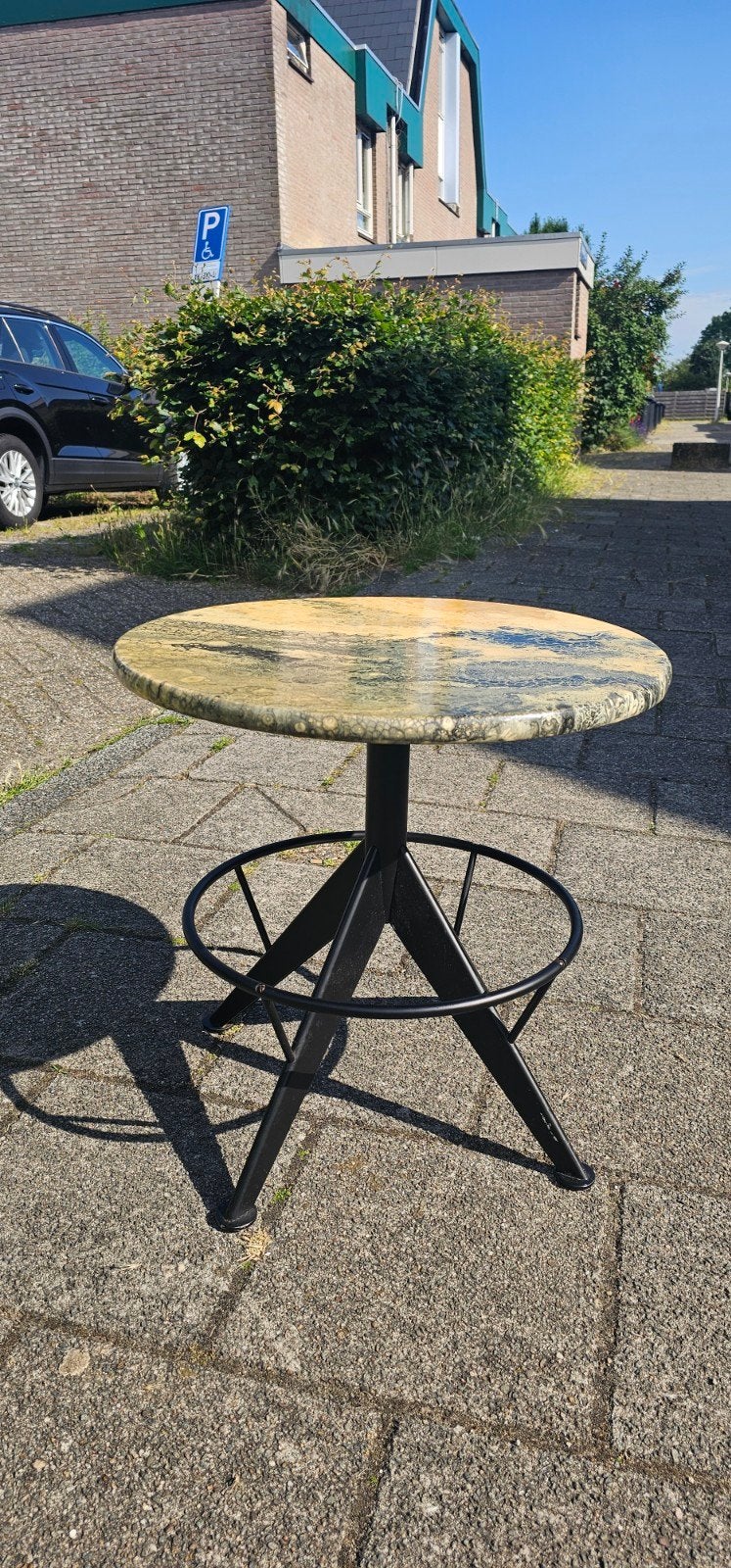 Vintage bijzettafel
Epoxy blad Marmerlook, Ophalen, Rond, Minder dan 55 cm, Minder dan 45 cm