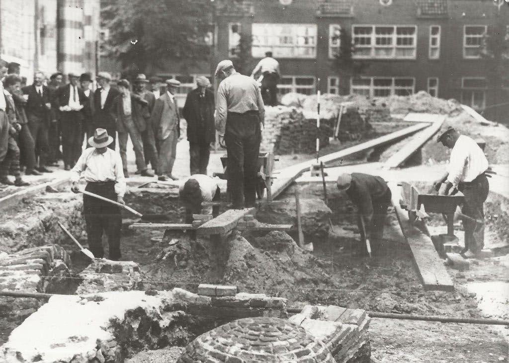 Utrecht Opgravingen met belangstellenden Foto, Ophalen of Verzenden, Voor 1920, Ongelopen, Utrecht
