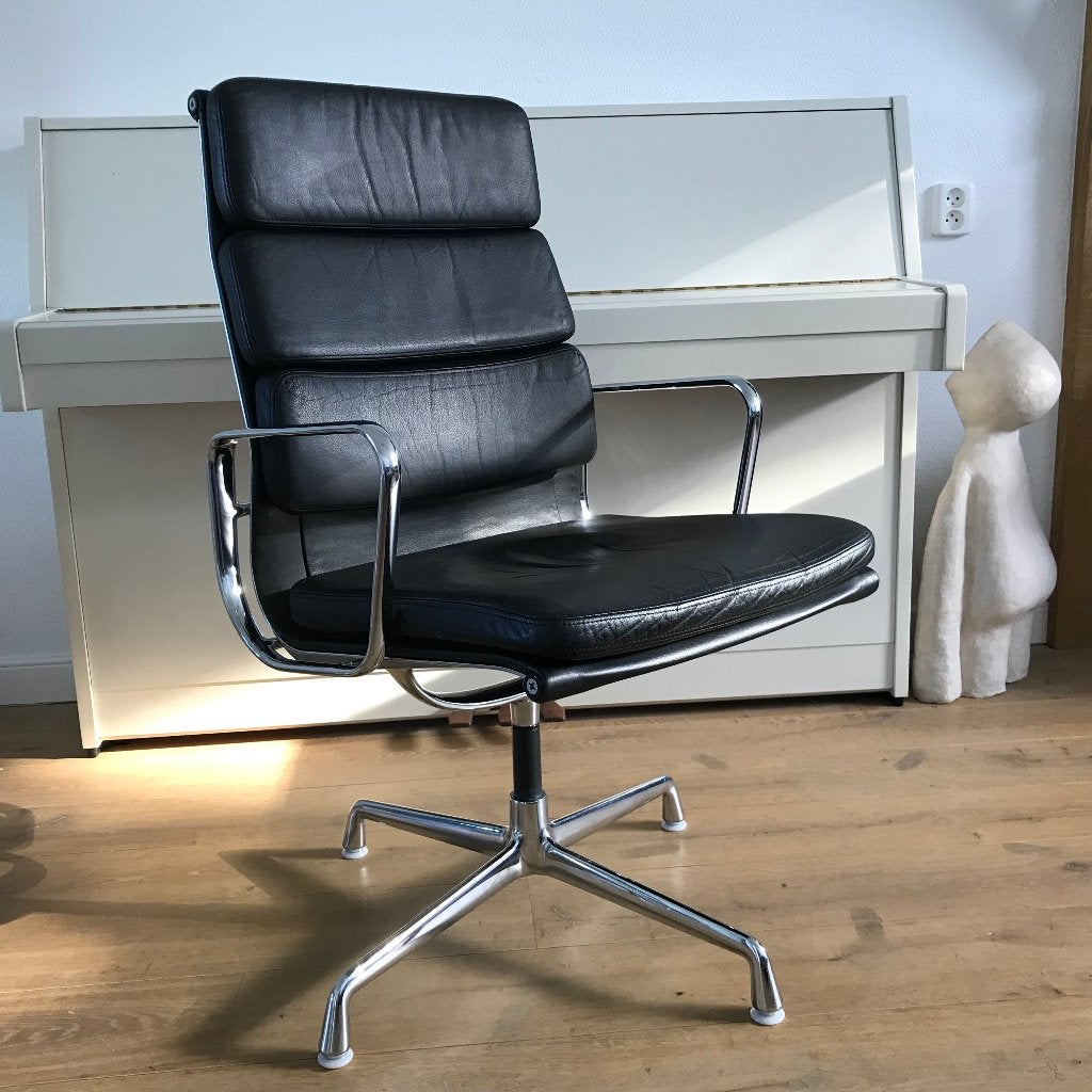 Herman Miller Eames Aluminium stoel EA 211 212 209 Vitra, Huis en Inrichting, Stoelen, Ophalen, Gebruikt, Nvt, Nvt