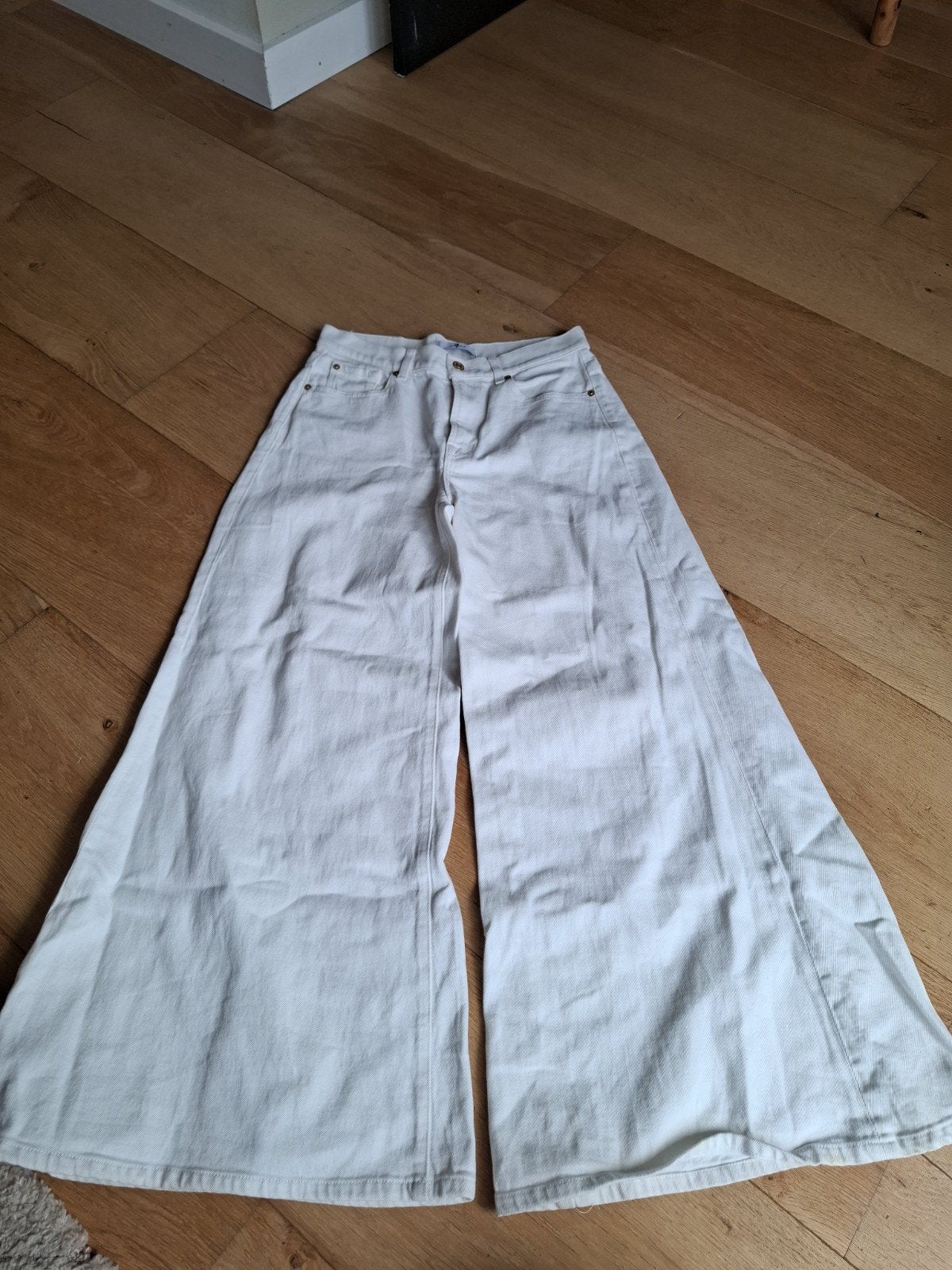 7 For All Mankind Wijde Pijp Jeans W28 L30, Kleding | Dames, Spijkerbroeken en Jeans, 7 For All Mankind, Wit, Ophalen of Verzenden