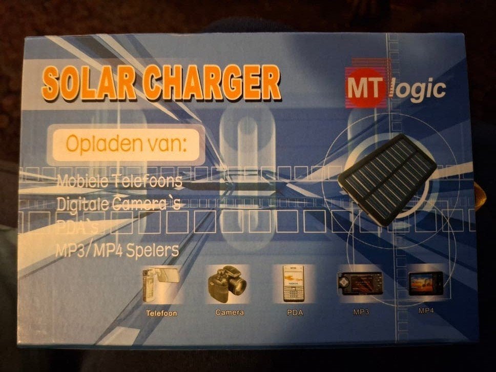 MT Logic SOL-1025 Solar Charger - Universeel, Universeel, Nieuw, Ophalen of Verzenden, Oplaadkabel