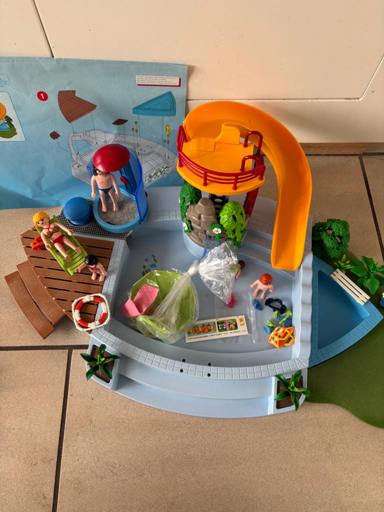 Playmobil 4858 Zwembad met Glijbaan en Familie, Ophalen of Verzenden, Gebruikt, Los playmobil