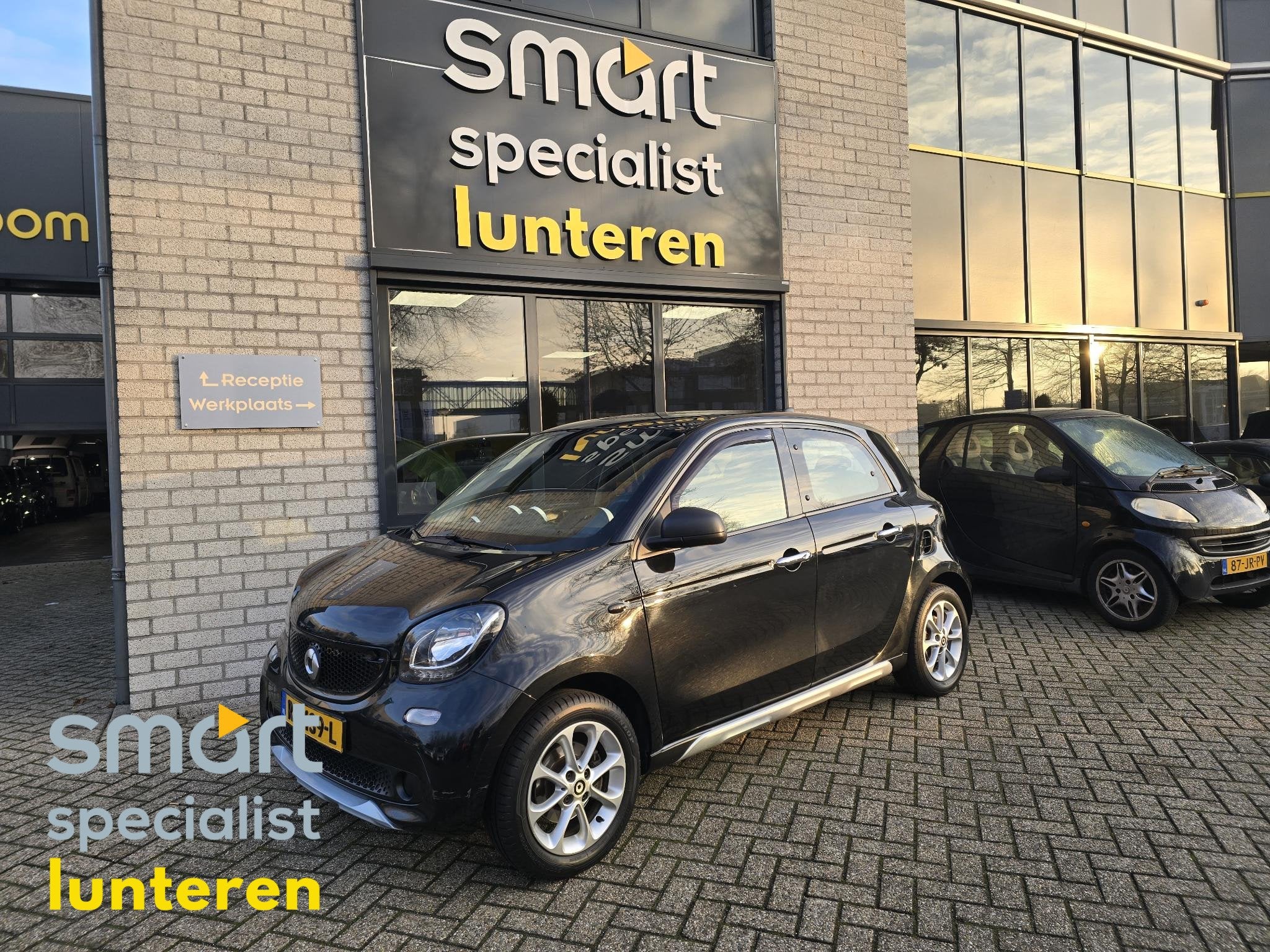 smart forfour 1.0 Business Solution, Gebruikt, 4 stoelen, Zwart, Origineel Nederlands