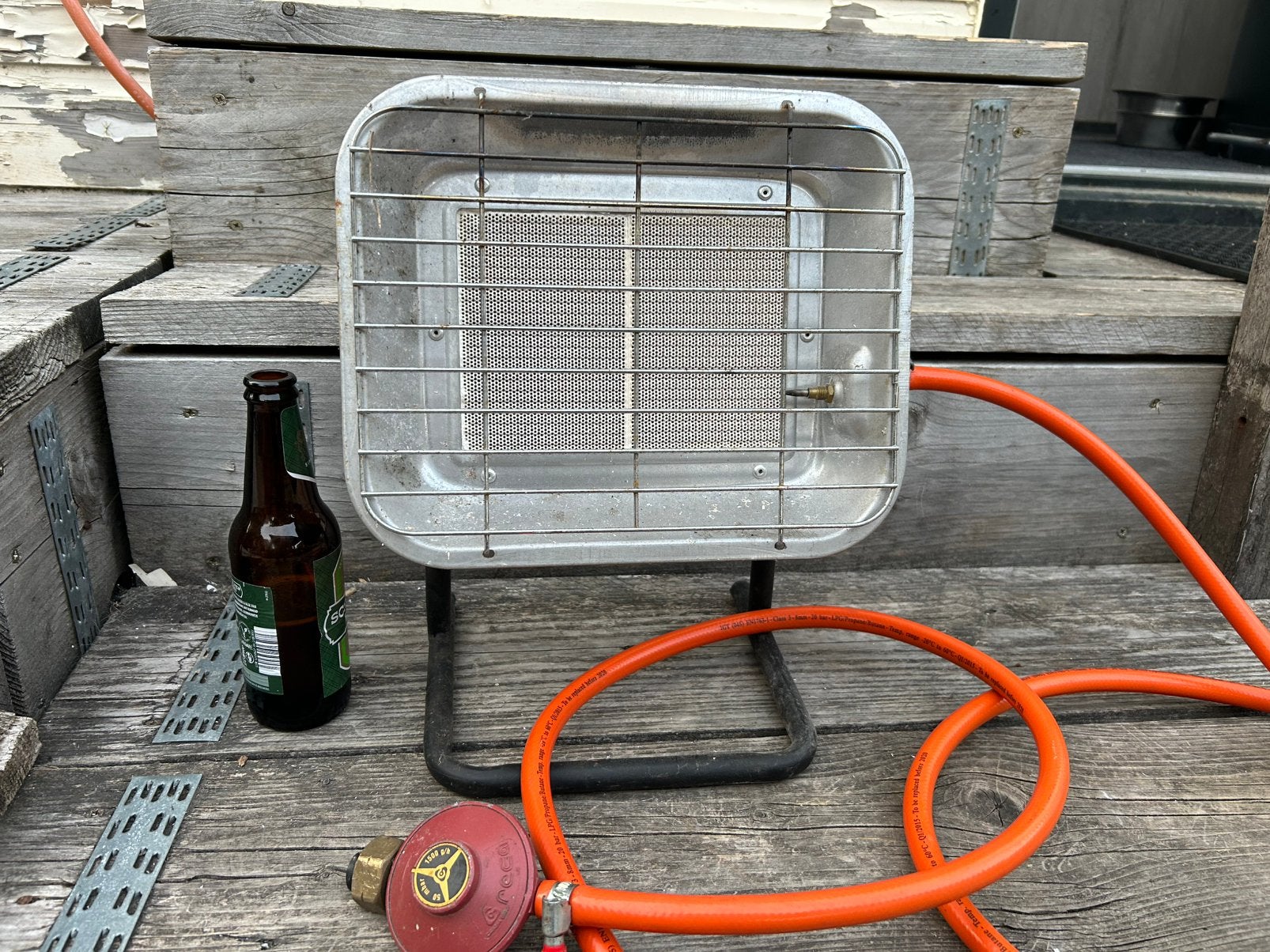 Terrasheater op gas met kunststof gasfles., Ophalen, Gebruikt, Gas, Wand