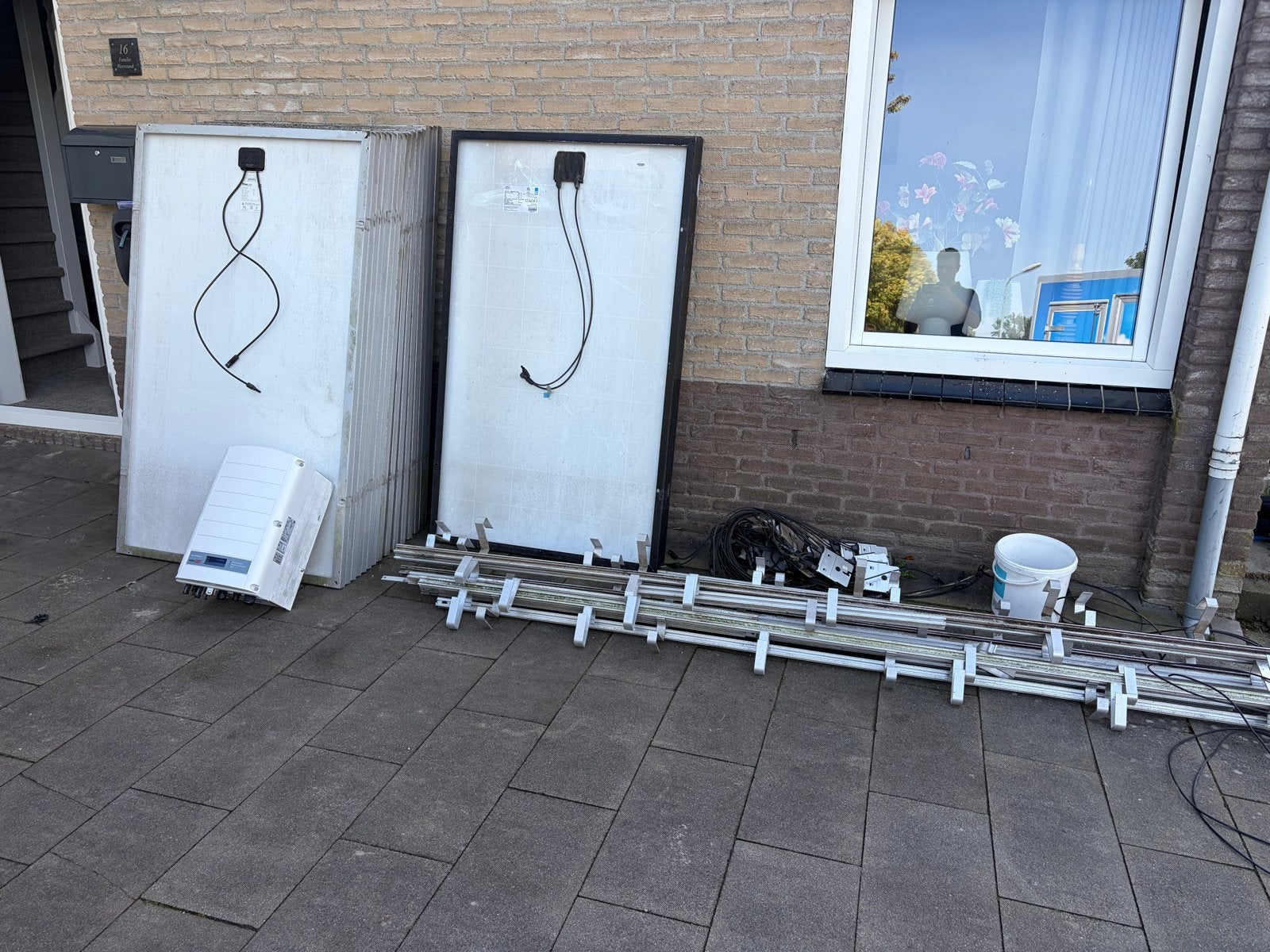 SolarEdge SE4K Zonnepanelen Set met Omvormer, Doe-het-zelf en Verbouw, Ophalen of Verzenden, Gebruikt, Compleet systeem, 200 wattpiek of meer