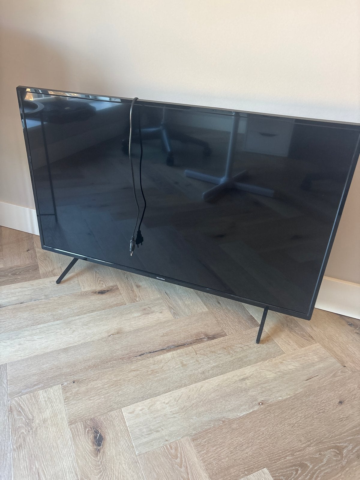 Salora TV - Zo goed als nieuw 43 inch, LED, 50 Hz, Zo goed als nieuw, Ophalen
