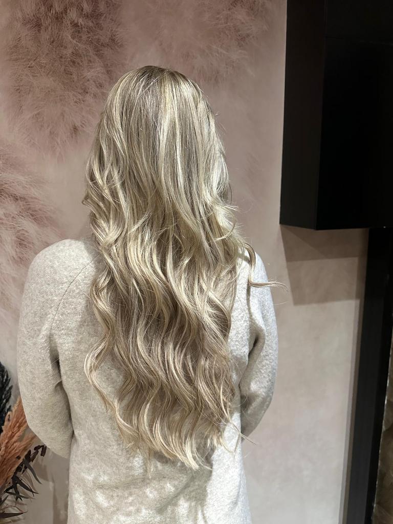 Weft extensions, Sieraden, Tassen en Uiterlijk, Uiterlijk | Haarverzorging, Zo goed als nieuw, Pruik of Haarverlenging, Ophalen of Verzenden
