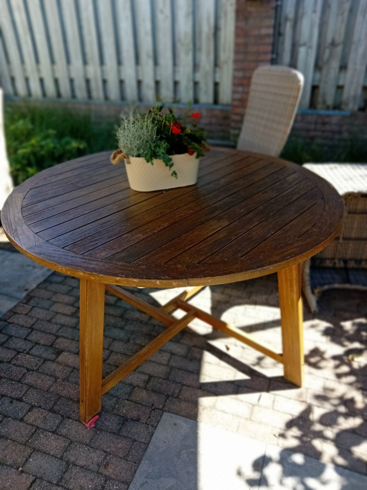 Ronde teakhouten tuintafel - Ø 130 cm, Ophalen of Verzenden, Gebruikt, Rond, Teakhout