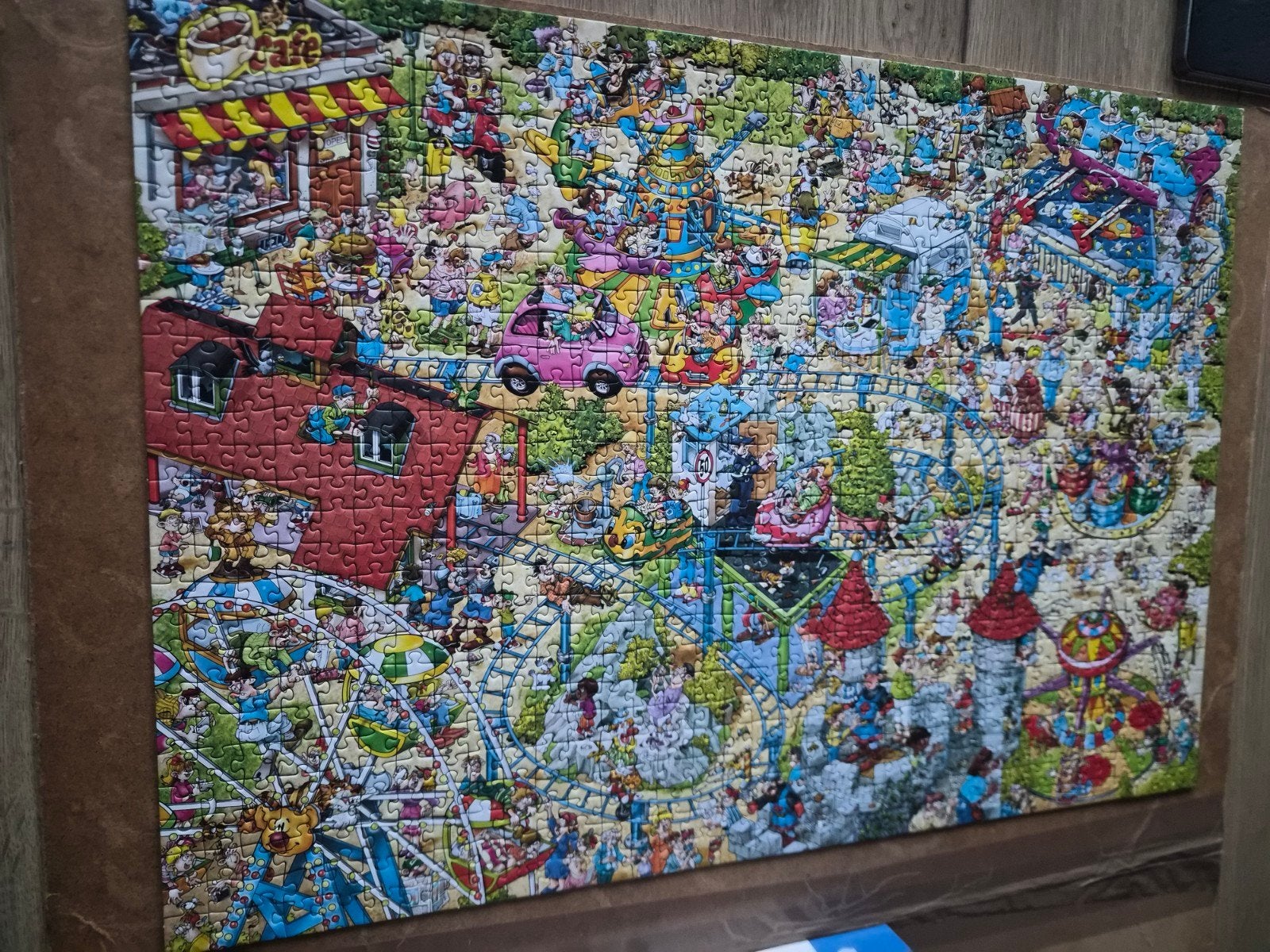 Foto 2 van Ravensburger Legpuzzel 1000 stukjes - Pretpark