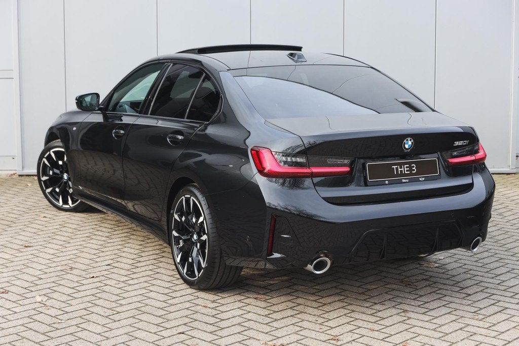 BMW 3 Serie 320i M Sport Automaat / Schuif-kanteldak / Trekh, Automaat, 1998 cc, Zwart, 4 cilinders