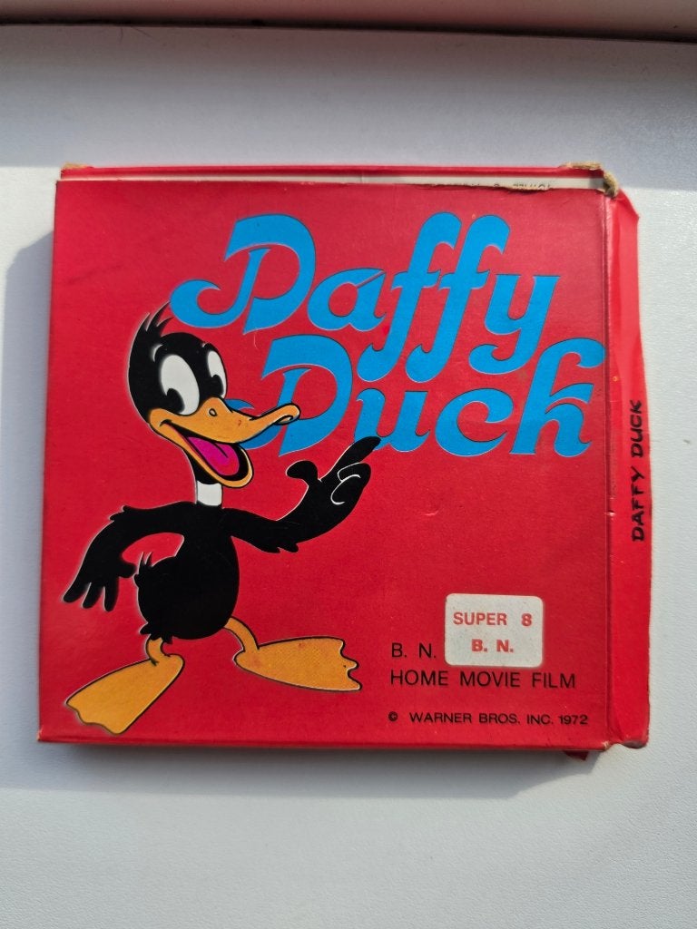 Super 8mm COLOR film Warner Bros DAFFY DUCK, Ophalen of Verzenden, 8mm film