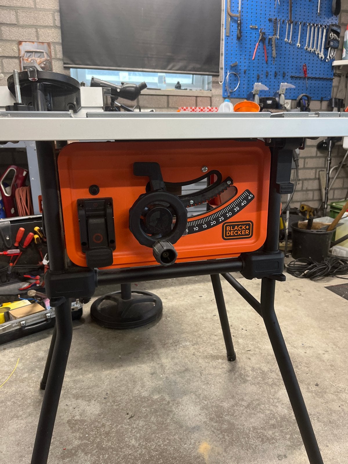 Black+Decker Tafelzaag 1800w - Zo goed als nieuw, Ophalen, Cirkelzaag, 600 tot 1200 watt, Zo goed als nieuw