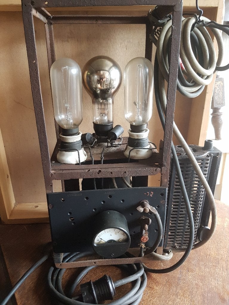 Oldtimer  gereedschap. acculader, Ophalen of Verzenden, Gebruikt