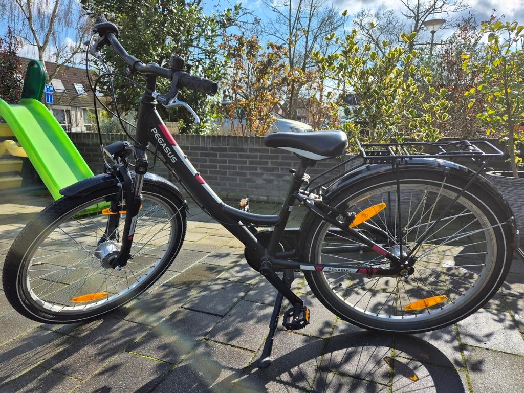 Mooie Pegasus meiden fiets, Ophalen, 24 inch, Versnellingen, Zo goed als nieuw