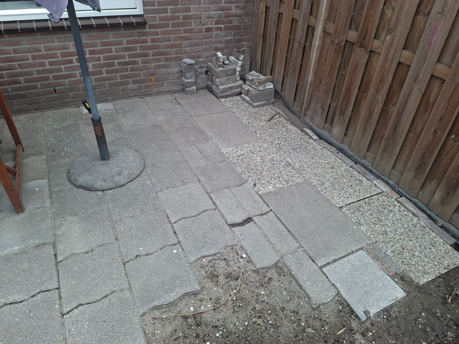 GRATIS verschillende tegels, Ophalen, Gebruikt, Beton, Terrastegels