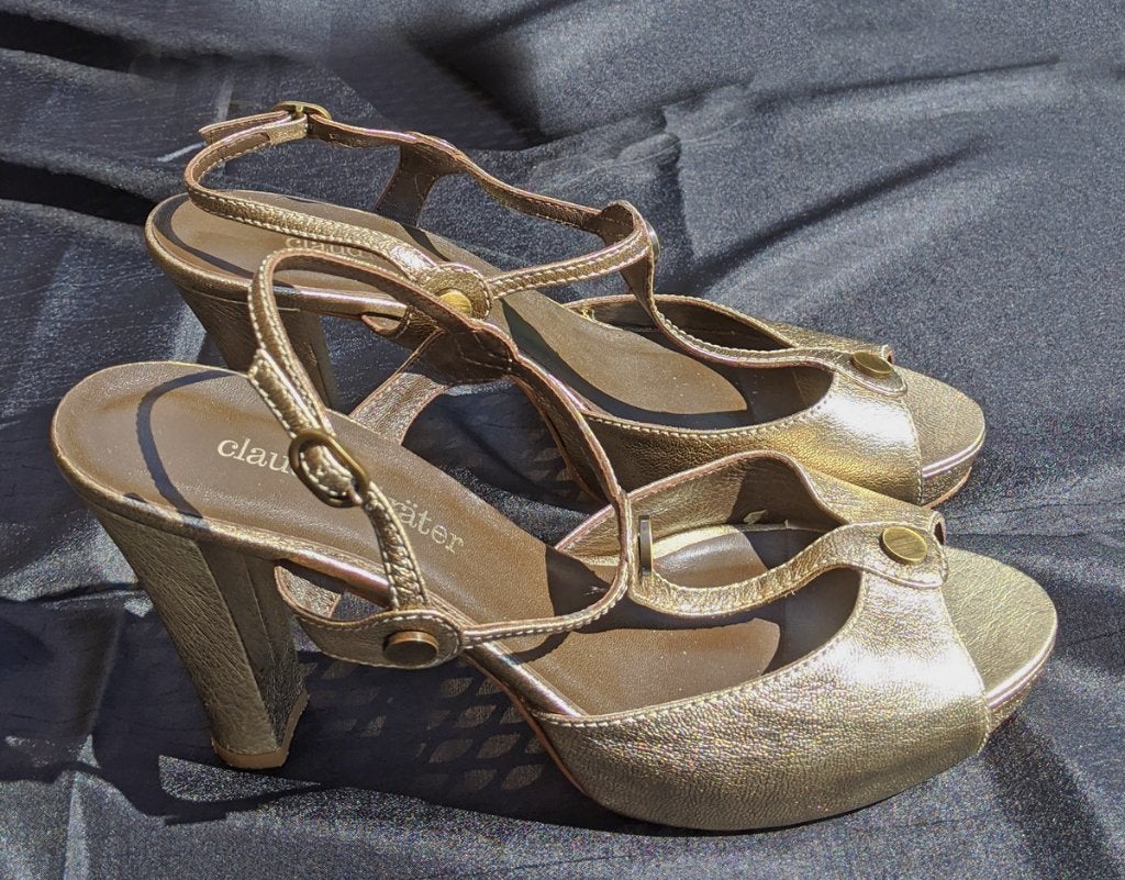 Claudia Strätter high heels  vintage pumps. Maat 41. Goud!, Kleding | Dames, Schoenen, Overige kleuren, Ophalen of Verzenden, Zo goed als nieuw
