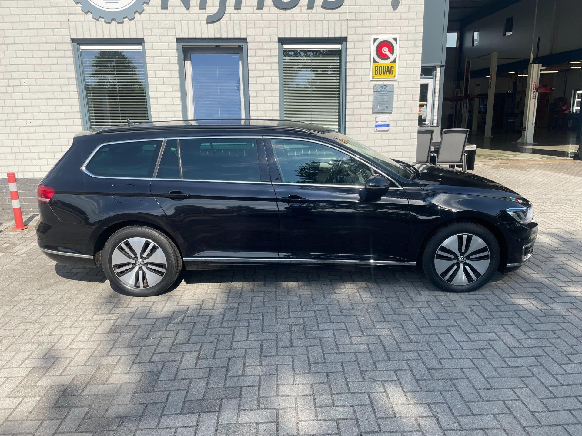 Volkswagen Passat Variant 1.4 TSI GTE / Automaat / Carplay /, Auto's, Stof, Gebruikt, Zwart, Hybride Elektrisch/Benzine