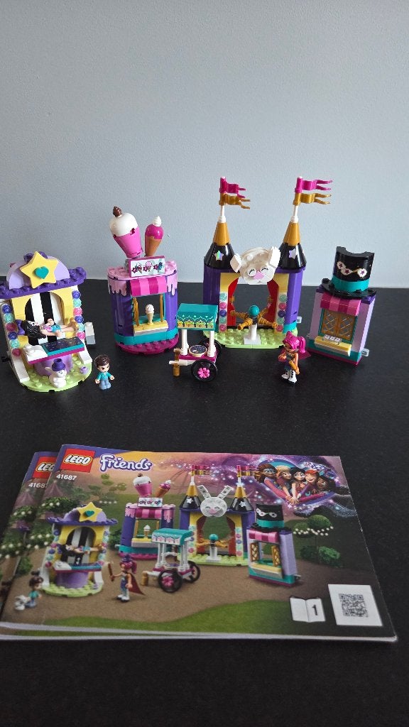 Lego Friends 41686 kermis Magische Acrobatiekshow + doos, Lego, Friends, Ophalen of Verzenden, Zo goed als nieuw