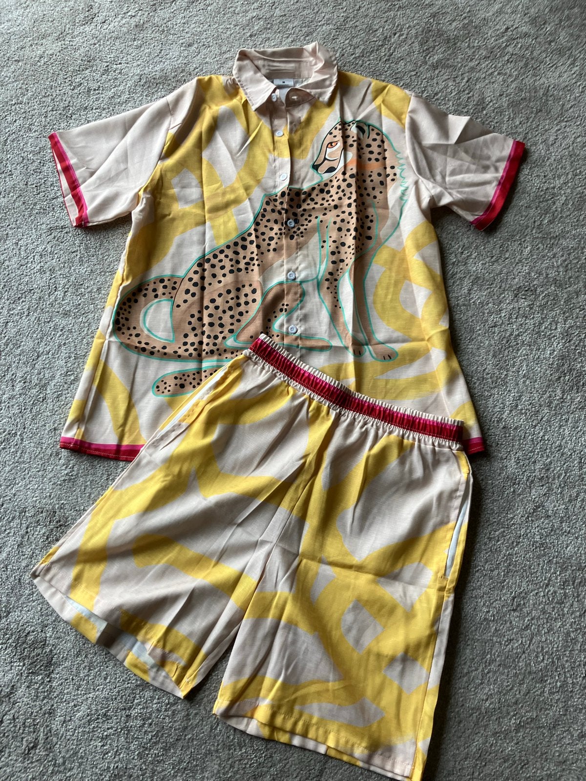 Zomer set met cheetah print, Kleding | Dames, Overige Dameskleding, Ophalen of Verzenden, Nieuw