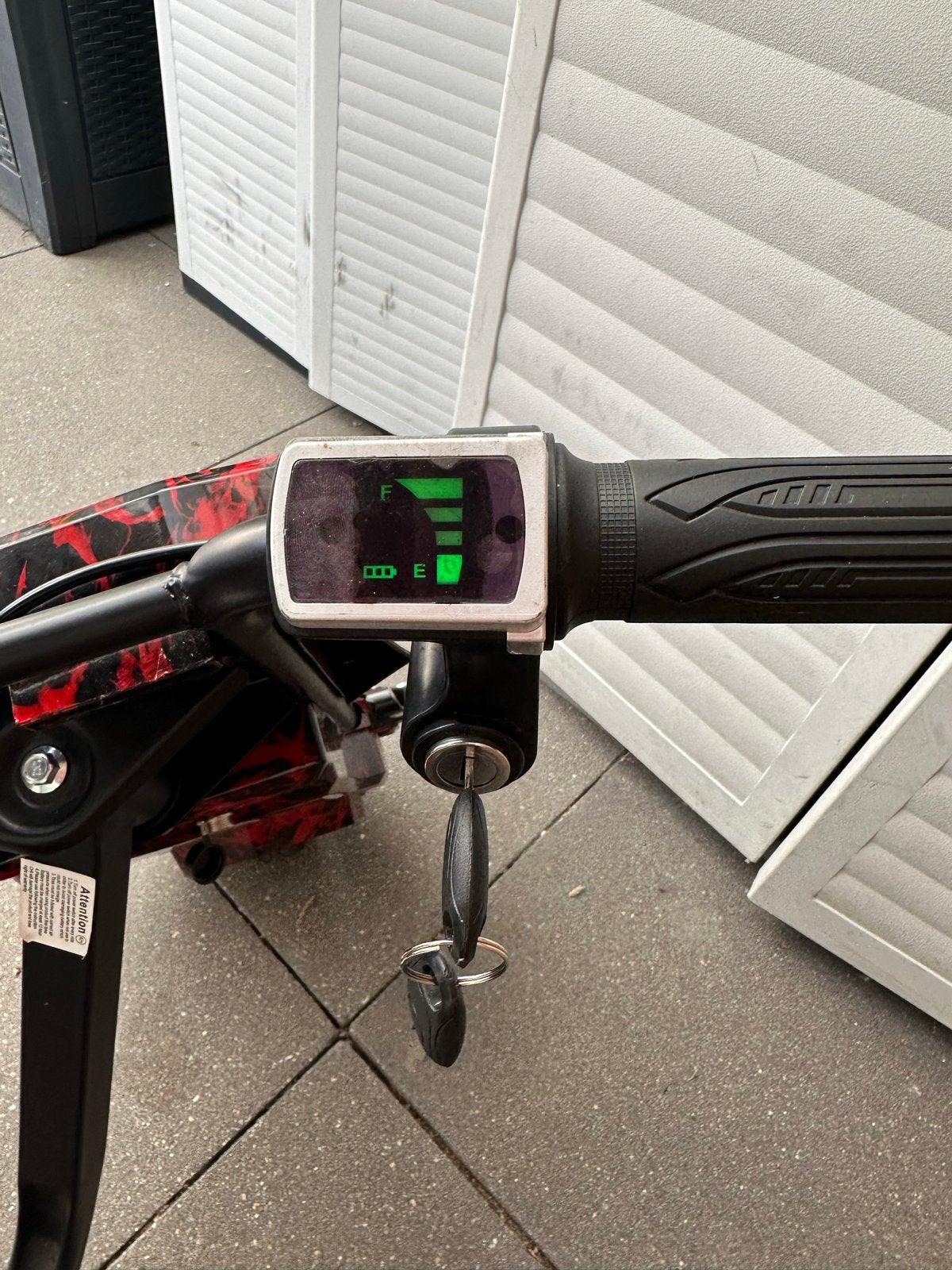 Zo goed als nieuwe elektrische drift trike met oplader, Ophalen, Zo goed als nieuw