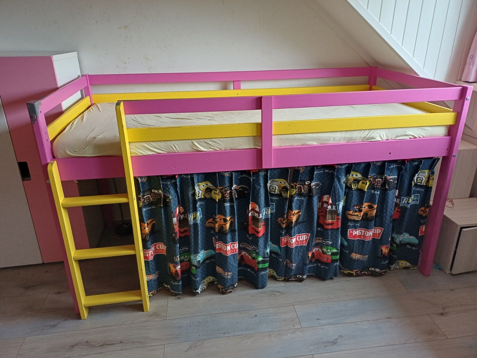 Hoogslaper 115x207x102 (hxlxb), Ophalen, Gebruikt, Hoogslaper